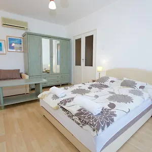 Zoli Apartmanok-balcony Koelcsey 32 Apartament Hajdúszoboszló